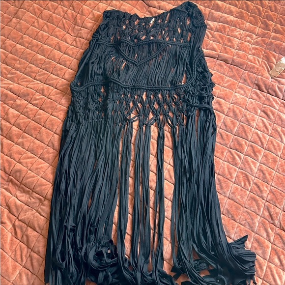 Black Fringe Crochet Vest - Picture 3 of 3